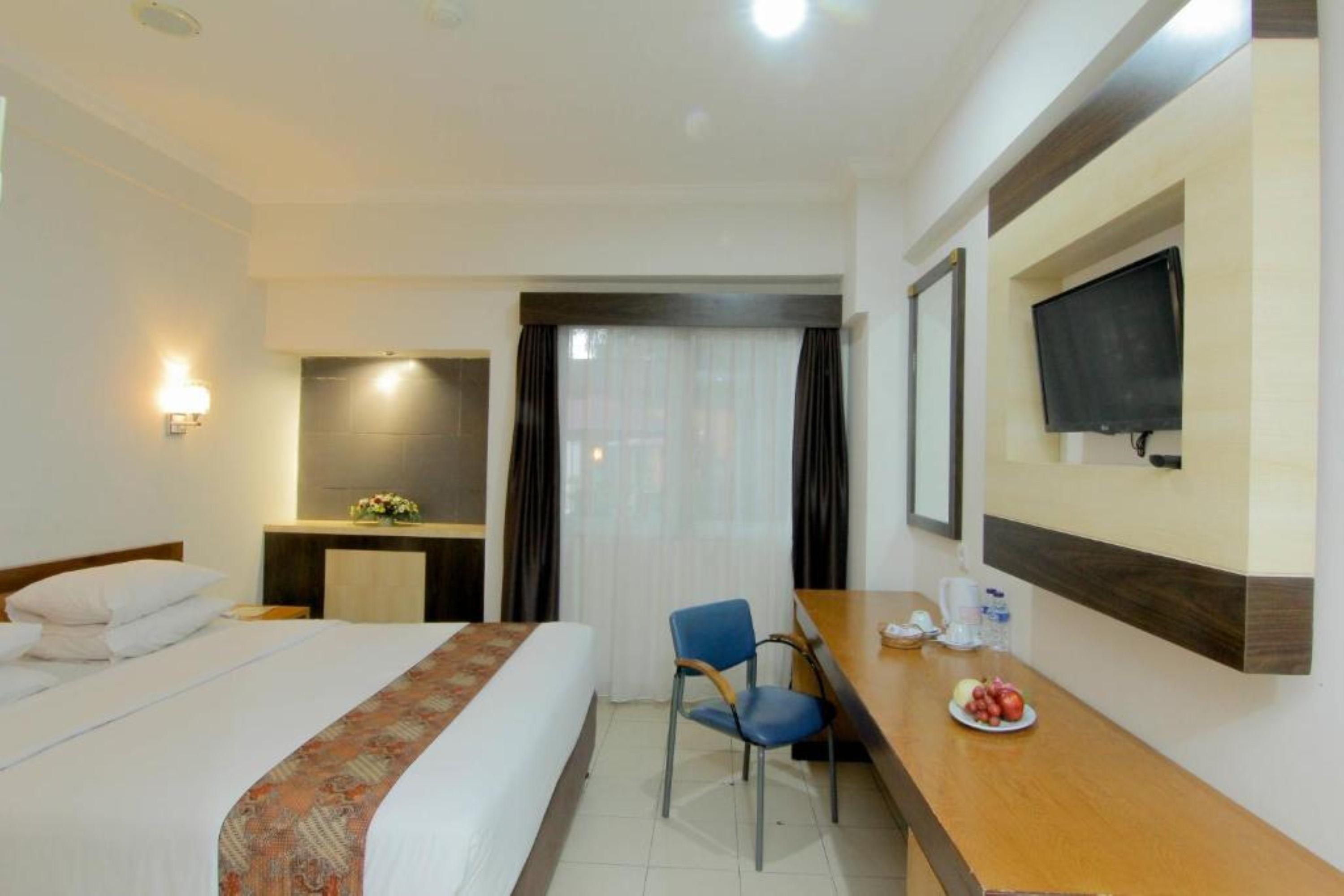 University Hotel Sunan Kalijaga Kalasan ภายนอก รูปภาพ