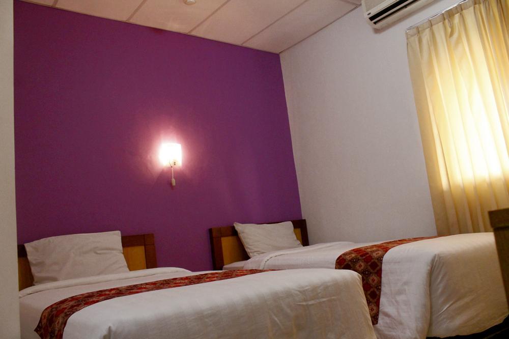 University Hotel Sunan Kalijaga Kalasan ภายนอก รูปภาพ